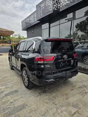 Toyota Land Cruiser 2024 Black