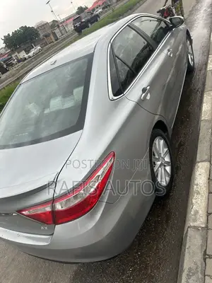 Toyota Camry SE 4dr Sedan (2.5L 4cyl 6A) 2016 Silver