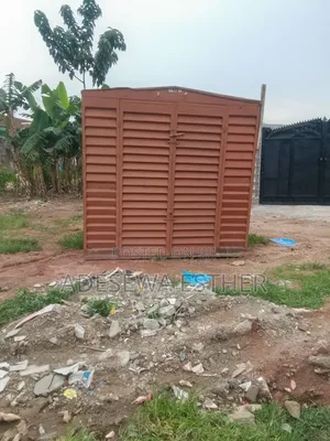 Iron Container