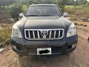 Toyota Land Cruiser Prado 2010 Black