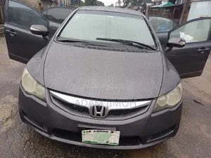Honda Civic 2010 Gray