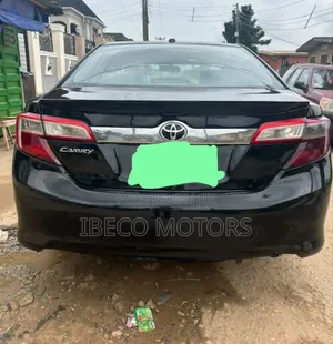 Toyota Camry SE 4dr Sedan (2.5L 4cyl 6A) 2013 Black