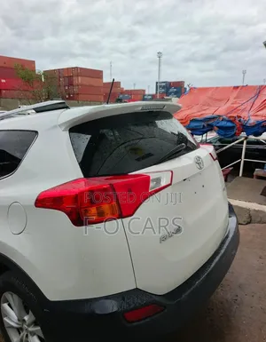 Toyota RAV4 2014 White