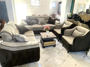 Down-Based Tufti, 7 Seater Parlour Sofa.