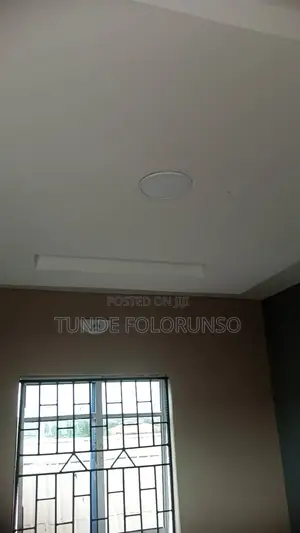 1bdrm Apartment in Behind Wesco Gate, Akure for rent