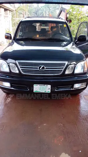 Lexus LX 470 AWD 2000 Black