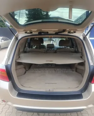 Toyota Highlander 2009 Gold