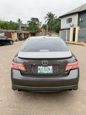 Toyota Camry 2010 Gray