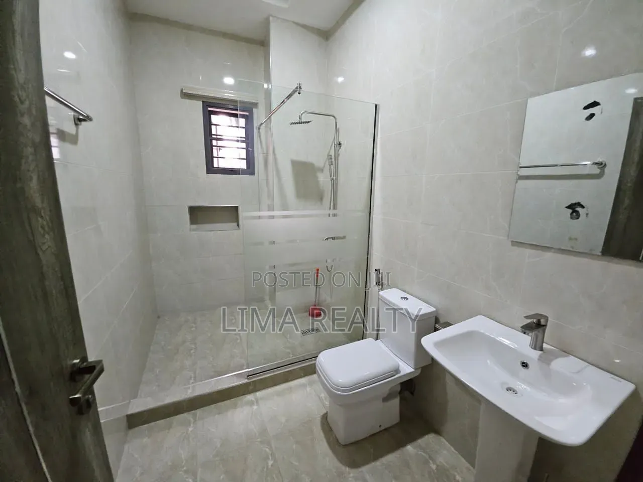 Luxury 2 Bedroom Wuse 2
