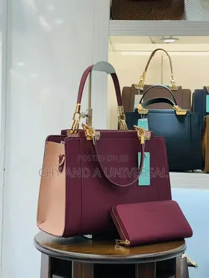Chrisrosy Handbag With Purse