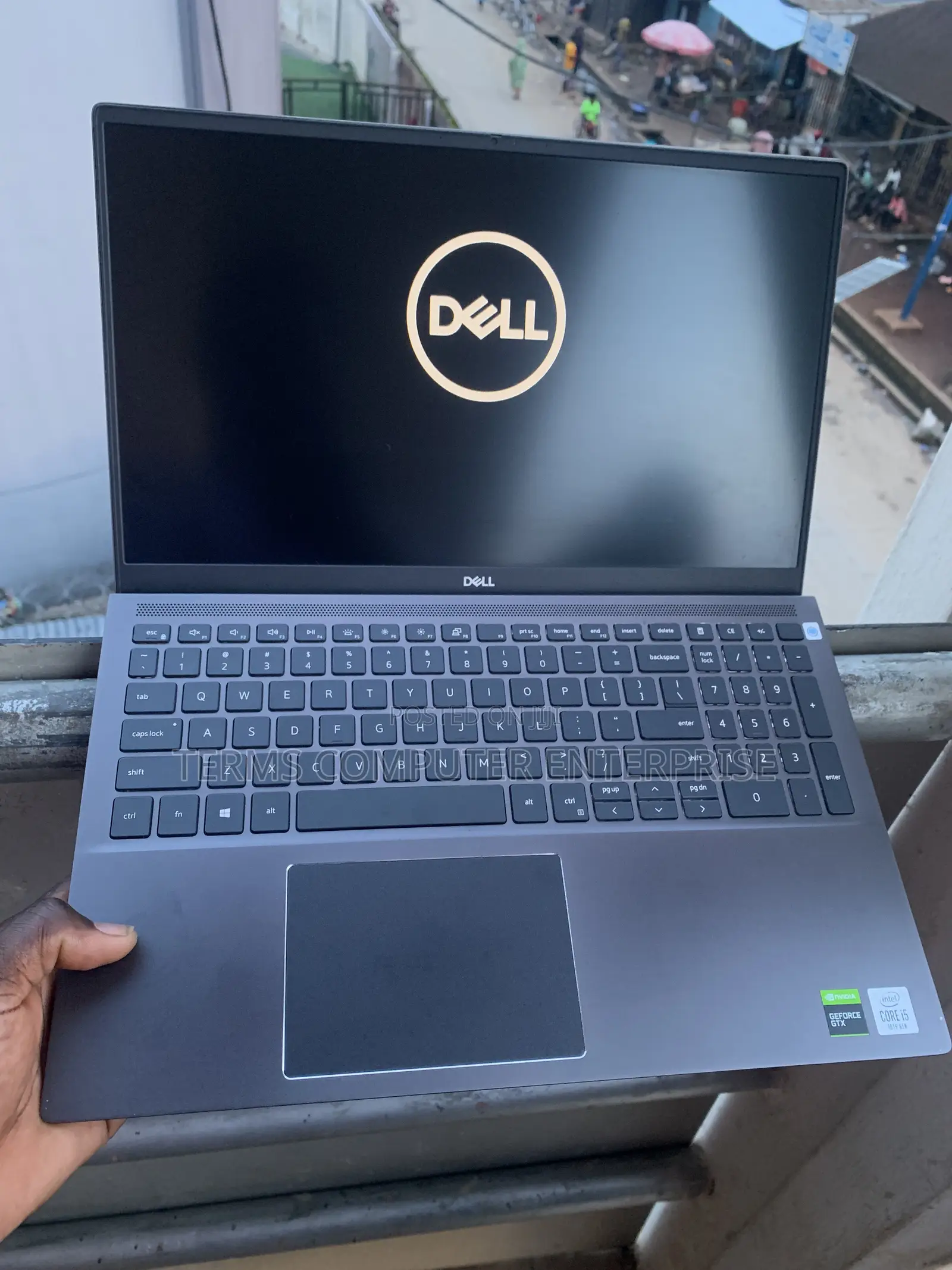 Laptop Dell Vostro 7510 16GB Intel Core i5 SSD 512GB