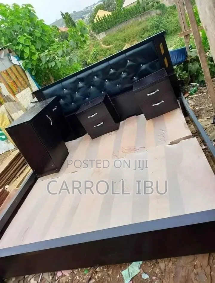 6by6 Complete Bed Set, Bedframe, 2 Side Drawers and Dressing Mirror
