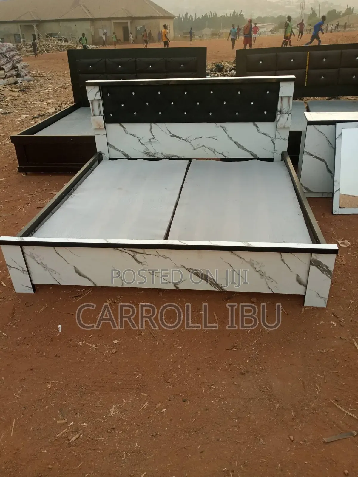 6by6 Complete Bed Set, Bedframe, 2 Side Drawers and Dressing Mirror
