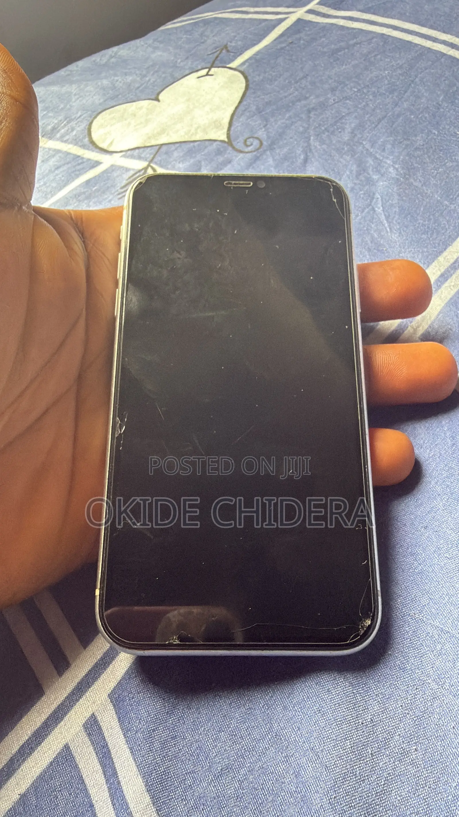 Apple iPhone XR 64 GB White