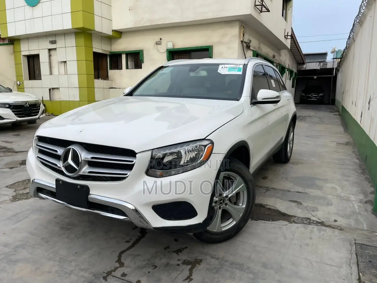 Mercedes-Benz GLC-Class 2017 White