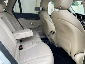 Mercedes-Benz GLC-Class 2017 White