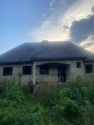 3bdrm Mansion In Ado Ekiti For Sale