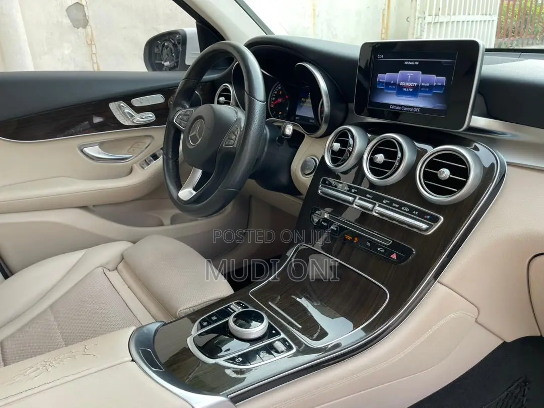 Mercedes-Benz GLC-Class 2017 White