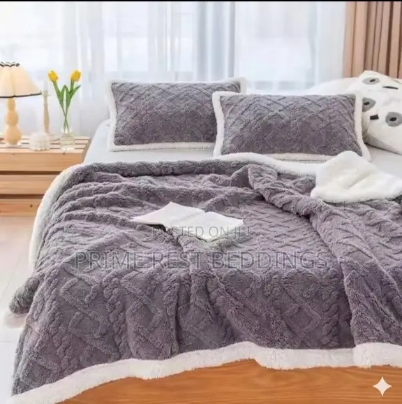Fluffy Plush Blanket With 2 Pillow Cases