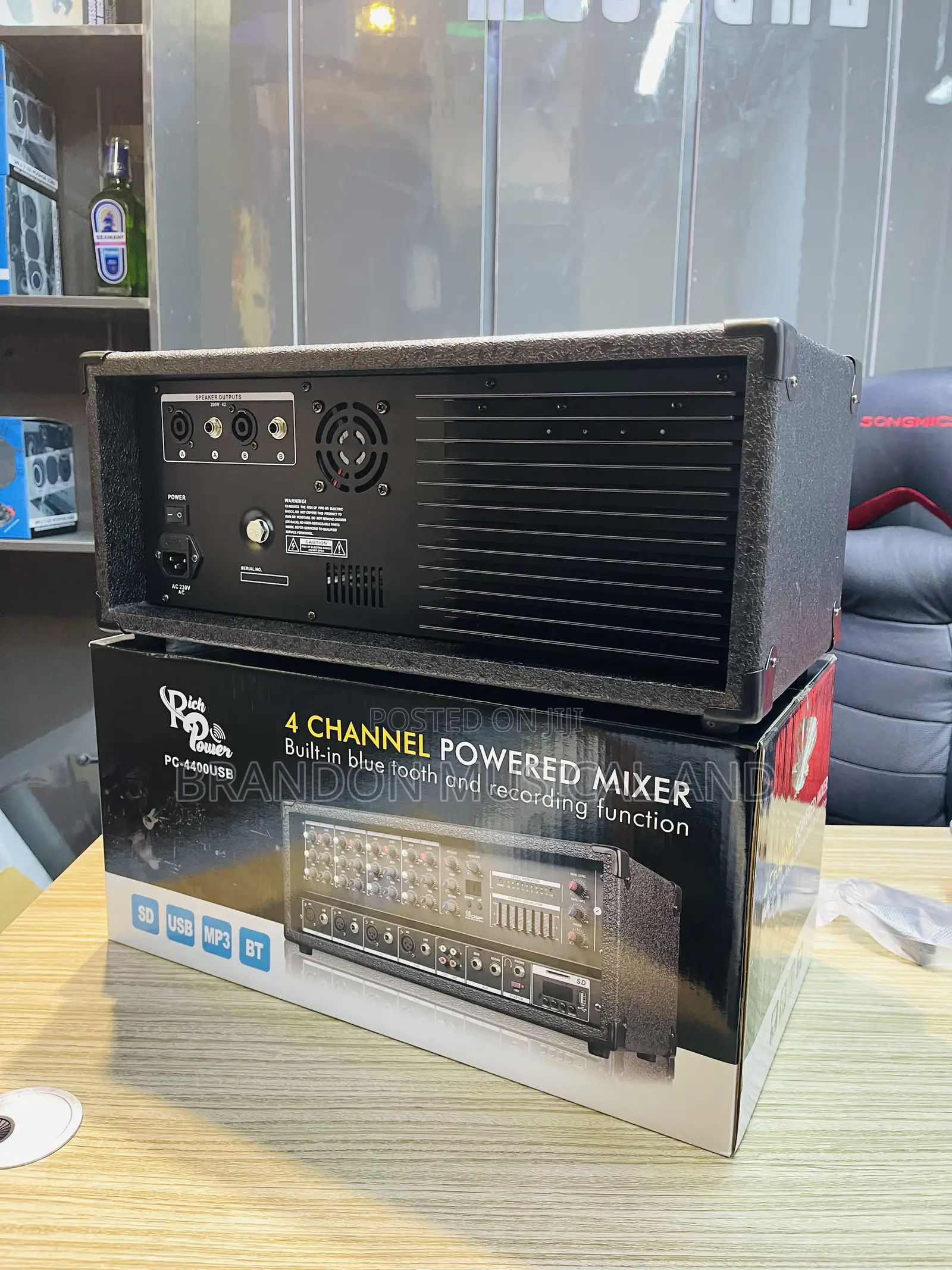 Yamaha Powered Mixer Amplifier