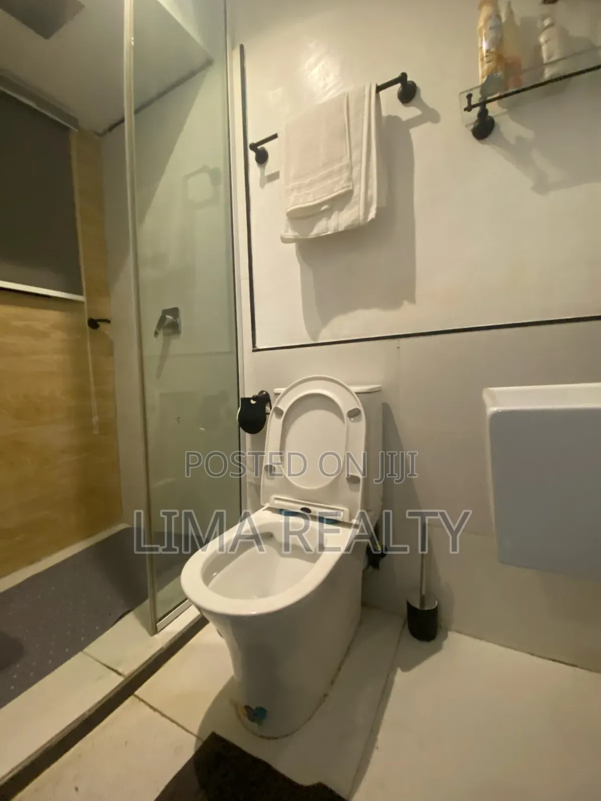 Loft 1 Bed Yaba
