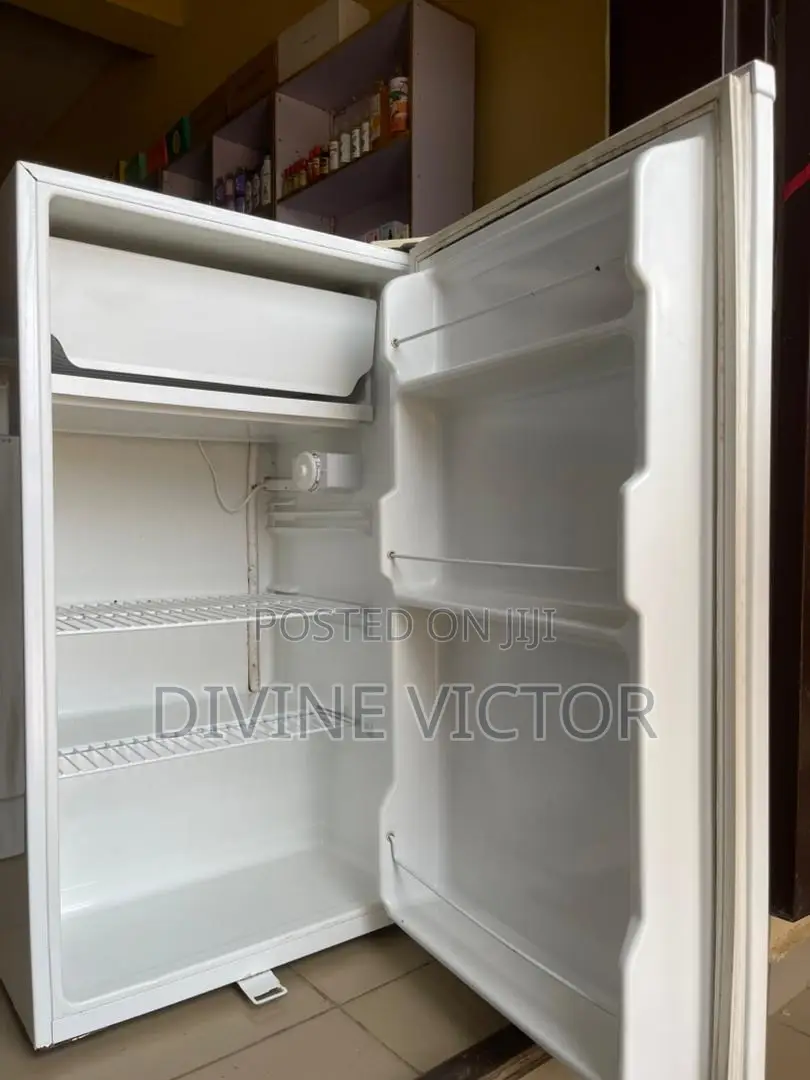 Hairer Thermocool Refrigerator