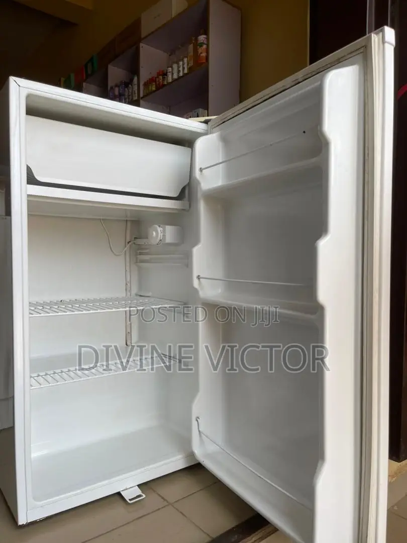 Hairer Thermocool Refrigerator