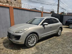 Zotye SR9 2017 Gold