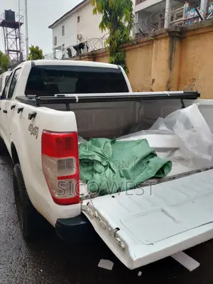 Ford Ranger Booth Cover