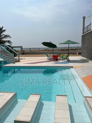 4 Bedroom Beach House Ibeshe