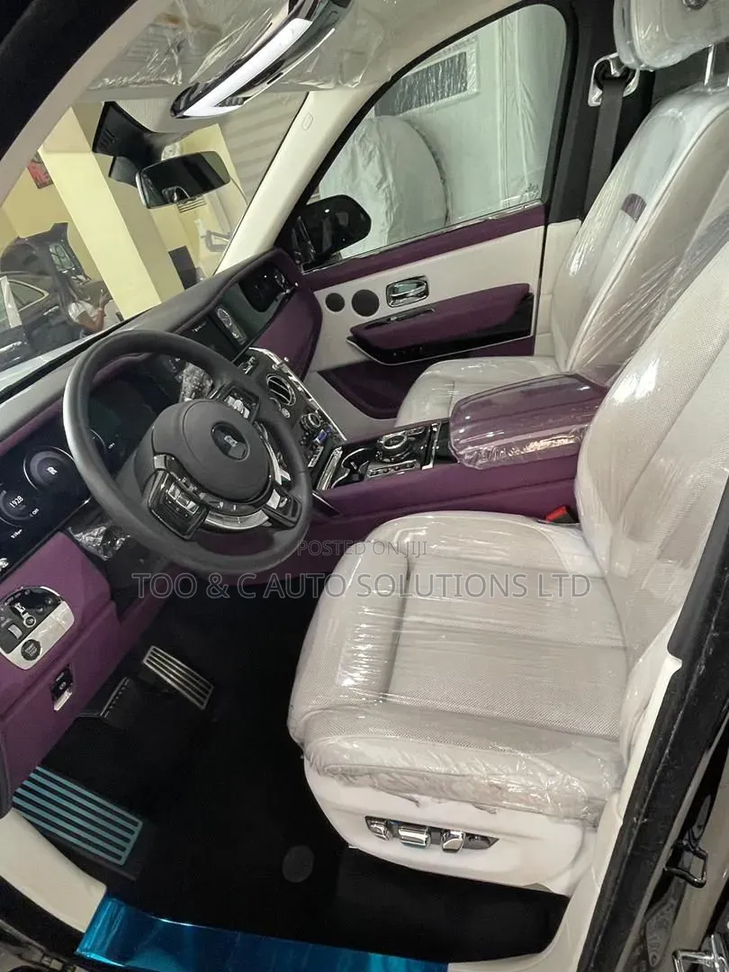 New Rolls-Royce Cullinan 2025 Black