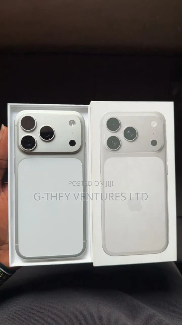 New Apple iPhone 17 Pro Max 256 GB Silver