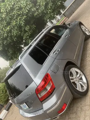 Mercedes-Benz GLK-Class 350 4MATIC 2011 Gray