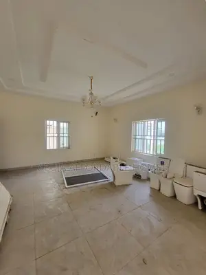4bdrm Duplex in Kiami for sale