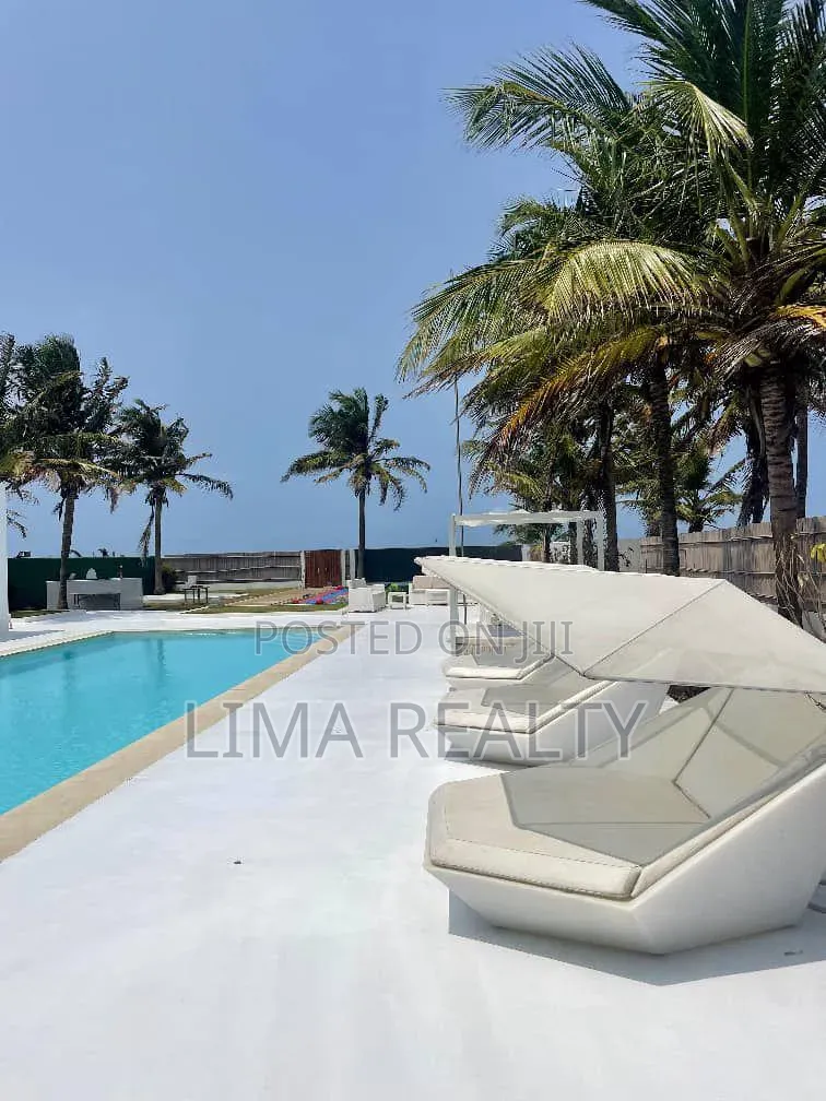3 Bed Beach House Ilashe