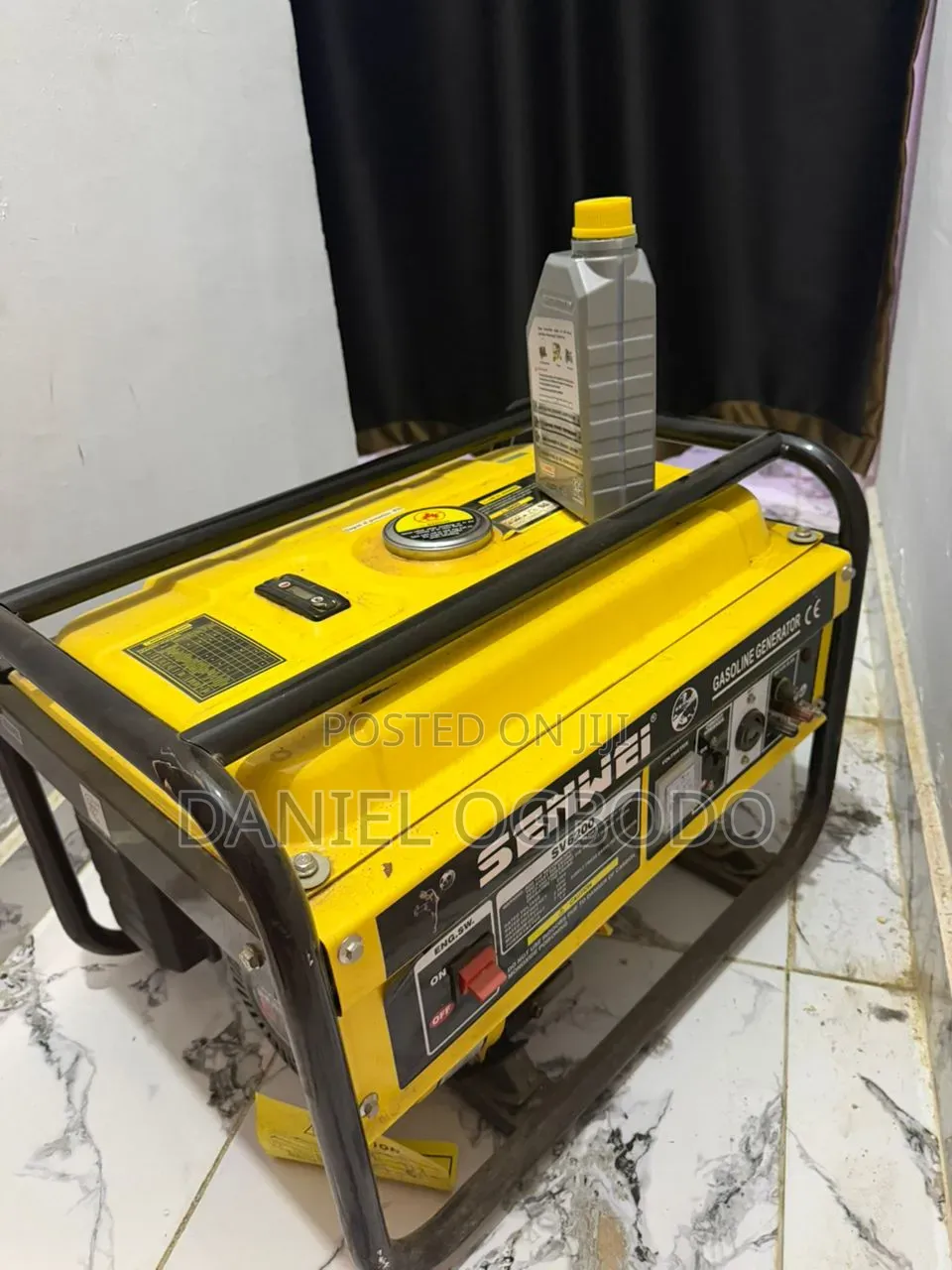 Generator G
