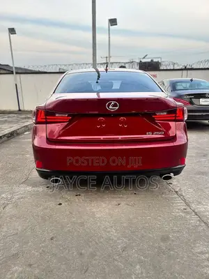 Lexus IS 250 2015 Burgundy
