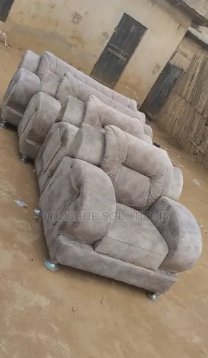 7 Seaters Full Padded Sofa Set Barely Used