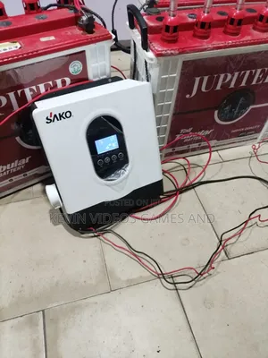 1kva Hybrid Inverter With 2 Batteries in Good Condition