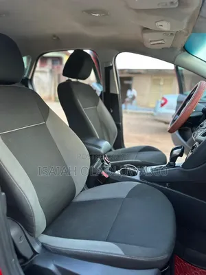Ford Focus 2014 Red