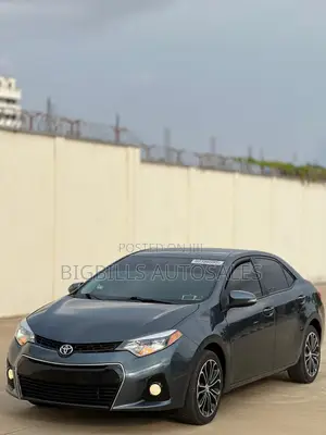 Toyota Corolla S 4dr Sedan (1.8L 4cyl CVT) 2014 Gray