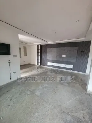 2bdrm Block of Flats in Lugbe Close To, Kiami for rent