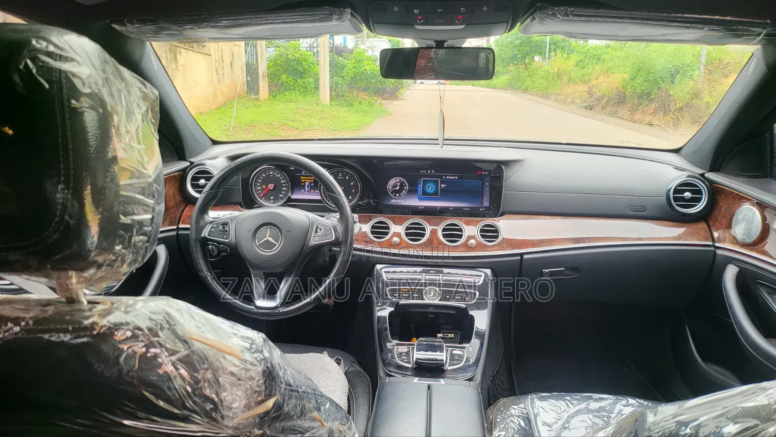 Mercedes-Benz E300 2017 Gray