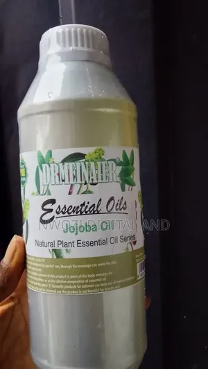 Essential Oil Jojoba