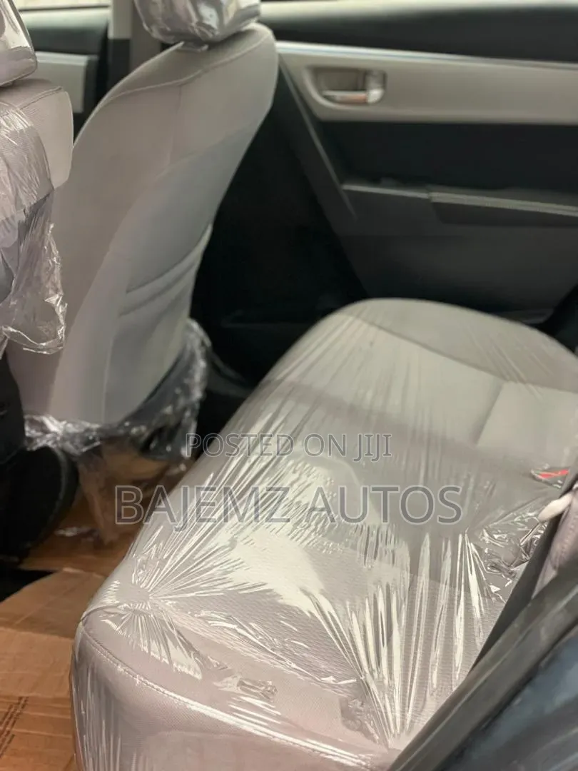 Toyota Corolla 2016 Gray