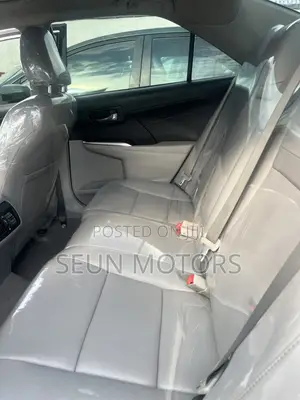 Toyota Camry 2014 Silver