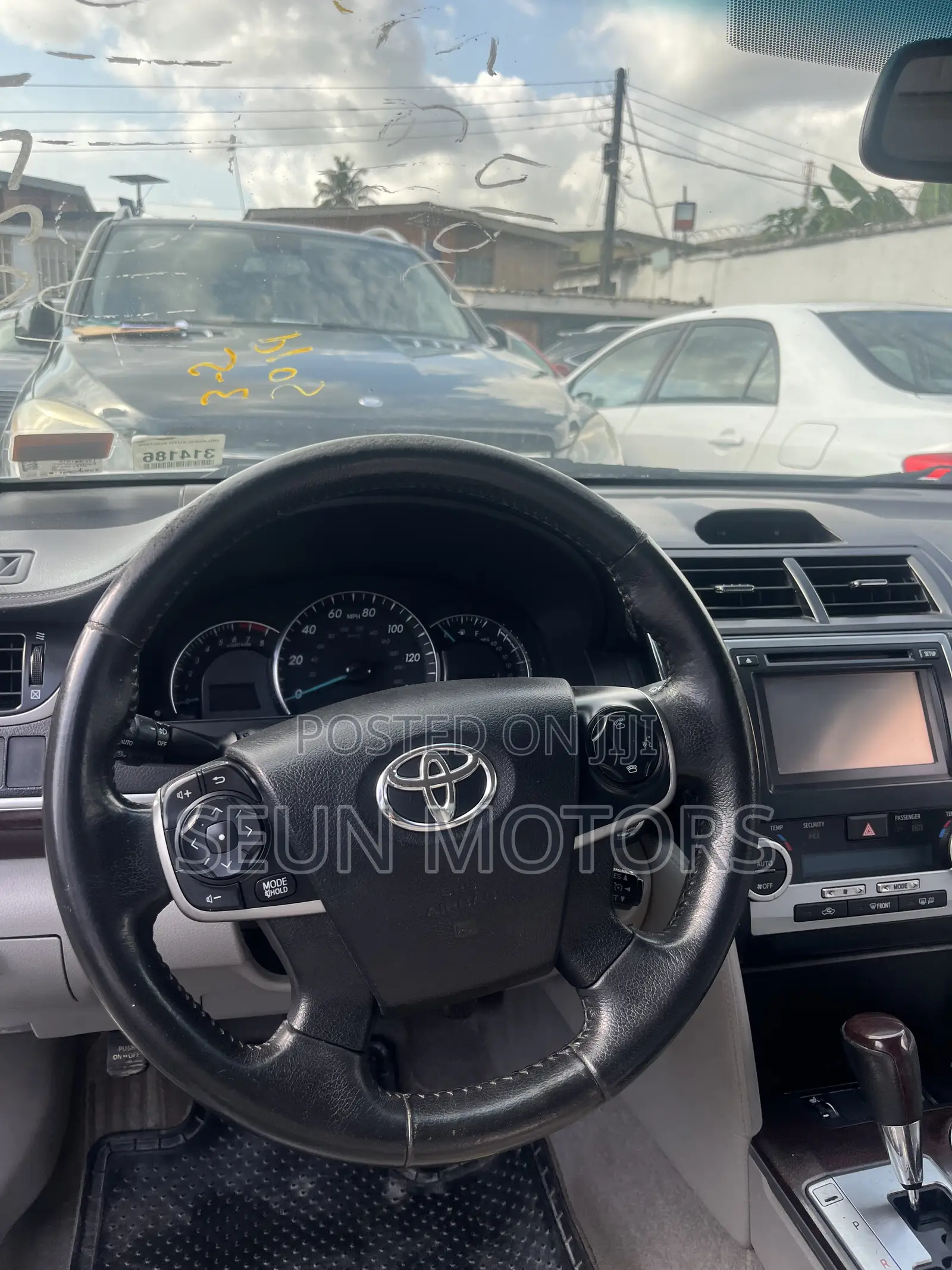 Toyota Camry 2014 Silver
