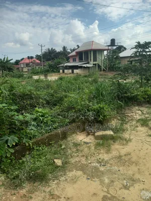 5bdrm Apartment in Uyo-Itam Road, Itu for sale