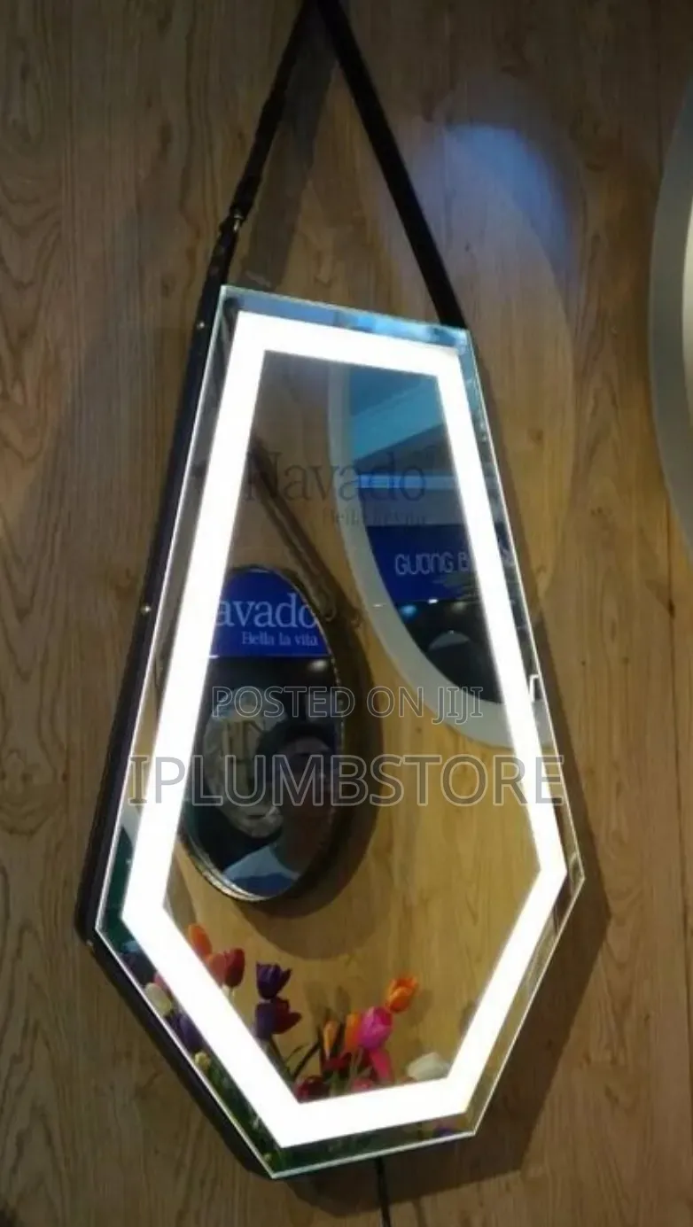 Polygonal Led Light Mirror