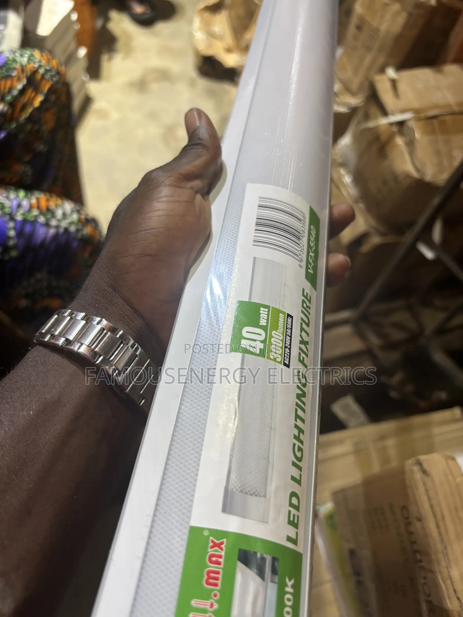 Led Fluorescent Light